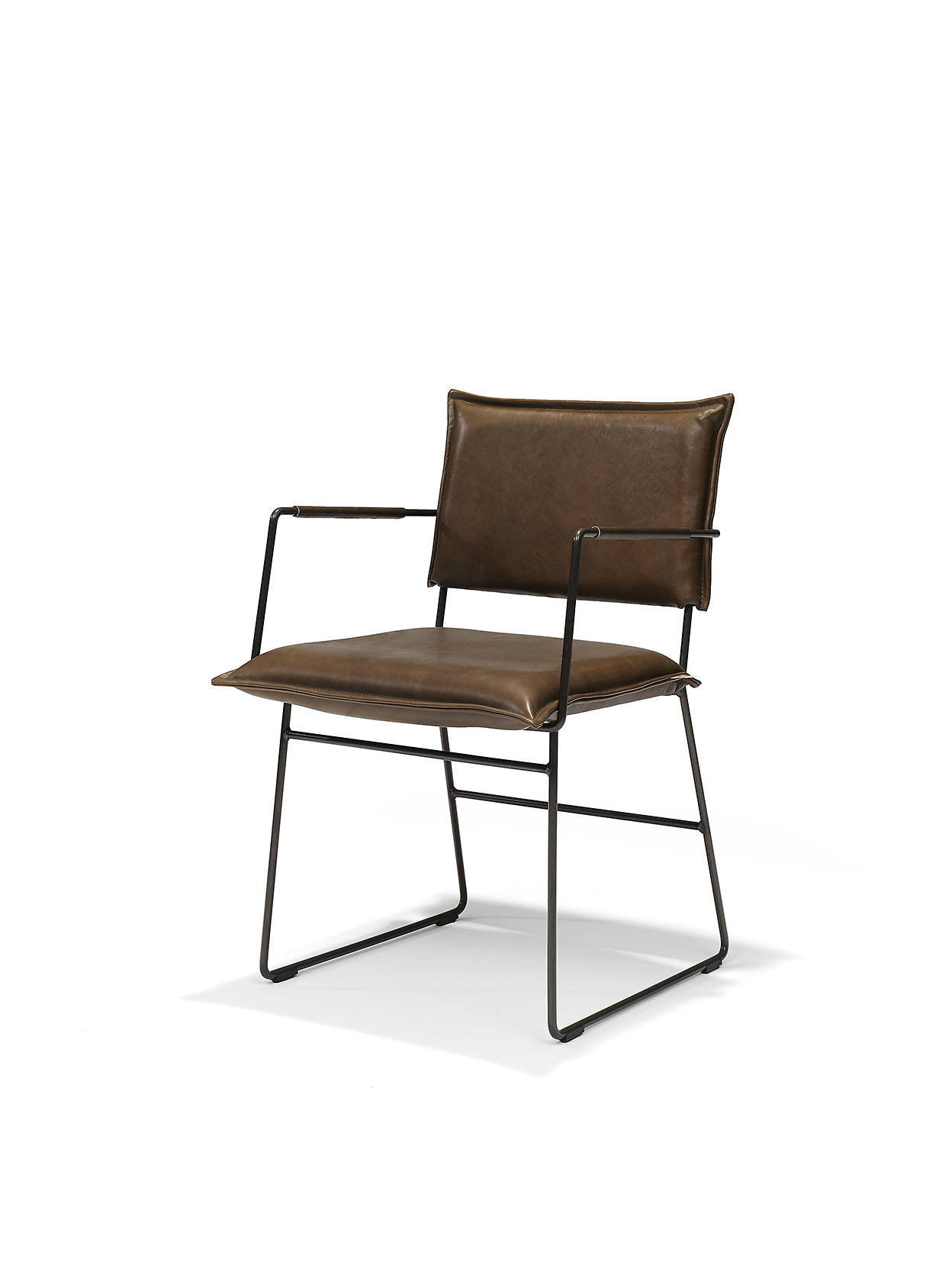 Norman Chair With Arm Luxor Fango Pers LR